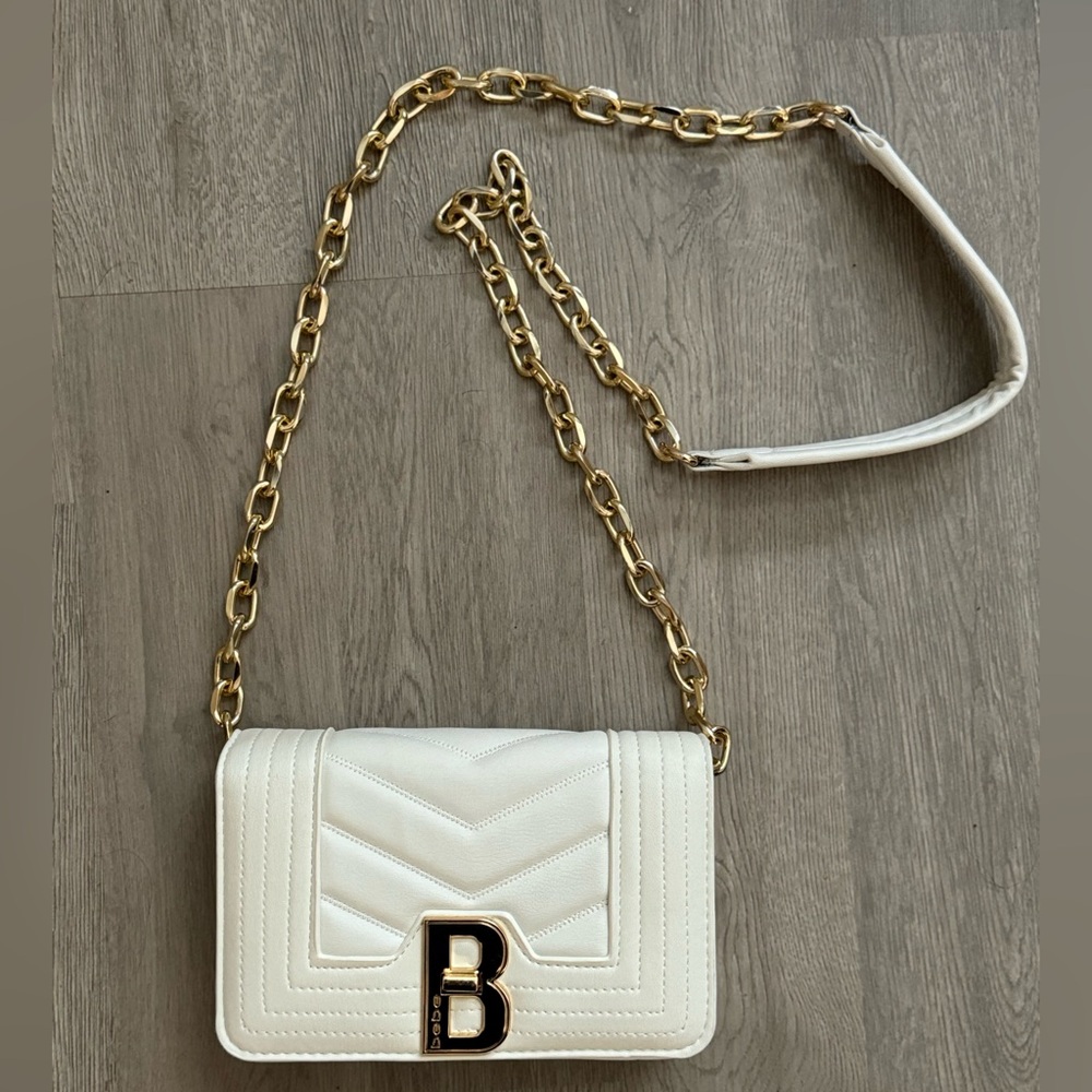 Womens Purse Crossbody/Gold Chain